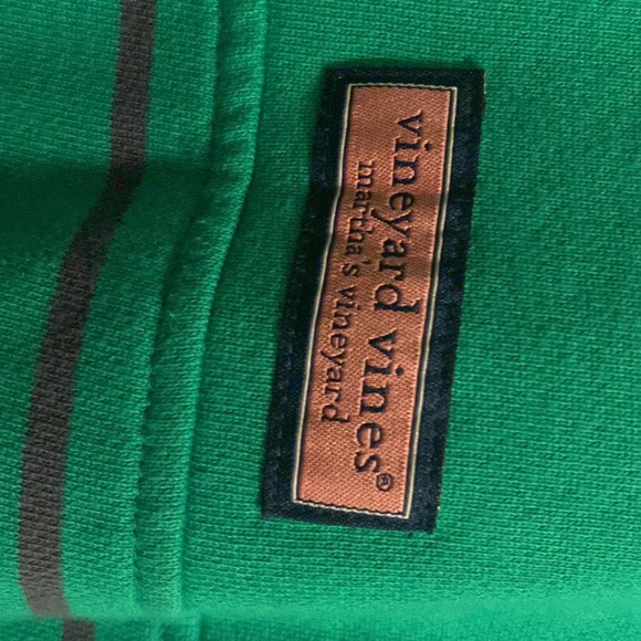 Vineyard Vines Shep Shirt Men’s Size XL - Green and Purple - Picture 3 of 3